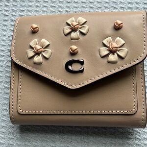 Coach Wyn Small Wallet